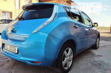 Хетчбек Nissan Leaf 2012 в Володимир-Волинському