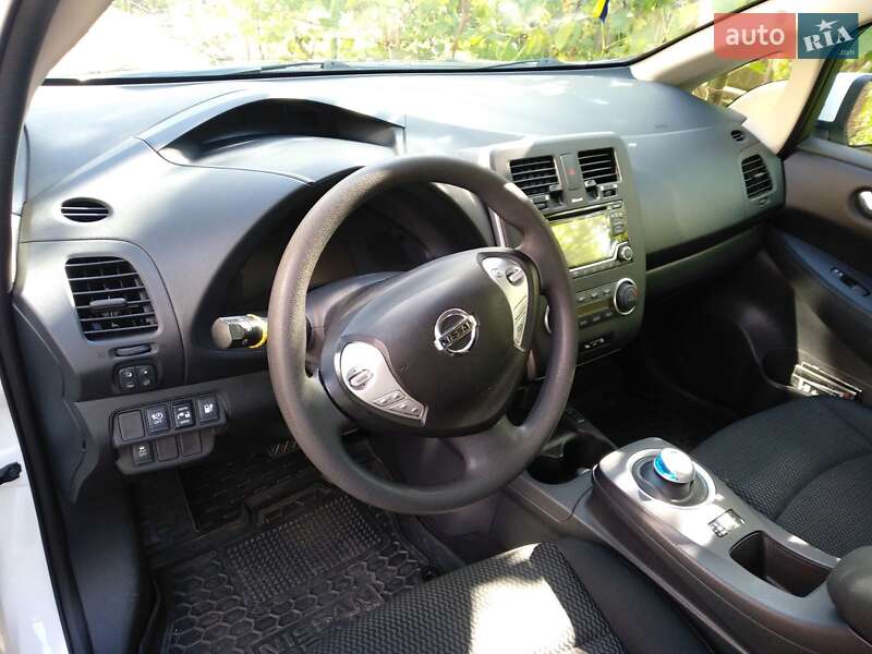 Хэтчбек Nissan Leaf 2017 в Павлограде фото 8 Хэтчбек Nissan Leaf 2017 в Павлограде