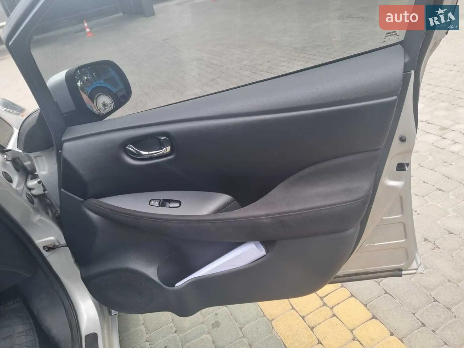 2013 Nissan Leaf - мініатюра 11