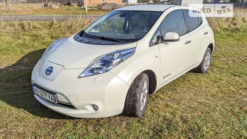 Хэтчбек Nissan Leaf 2012 в Виннице фото 5 Хэтчбек Nissan Leaf 2012 в Виннице