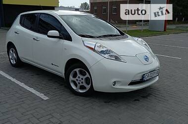 Хэтчбек Nissan Leaf 2012 в Черкассах