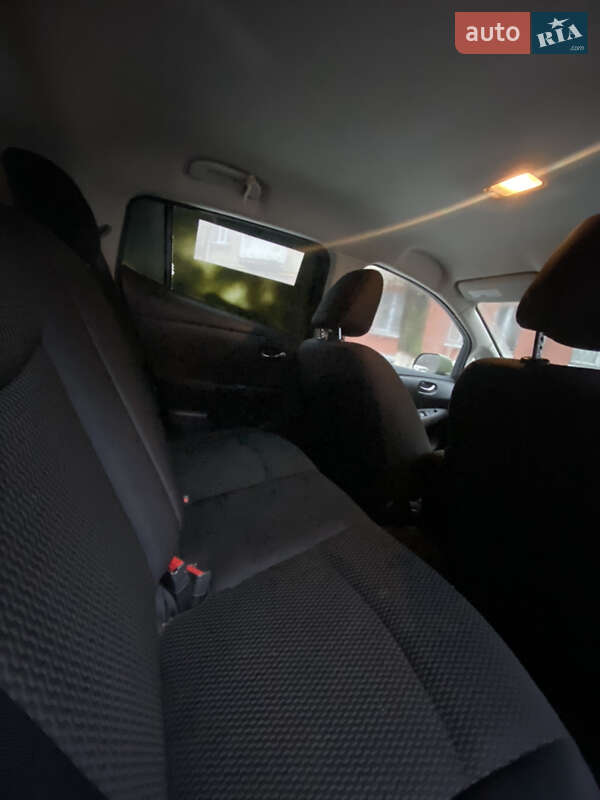 Хэтчбек Nissan Leaf 2014 в Киеве фото 16 Хэтчбек Nissan Leaf 2014 в Киеве