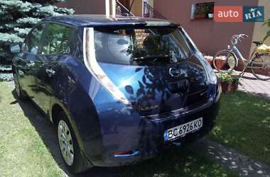 Хетчбек Nissan Leaf 2016 в 