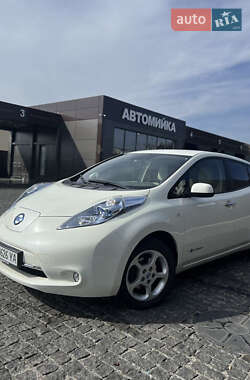 Хетчбек Nissan Leaf 2012 в Києві