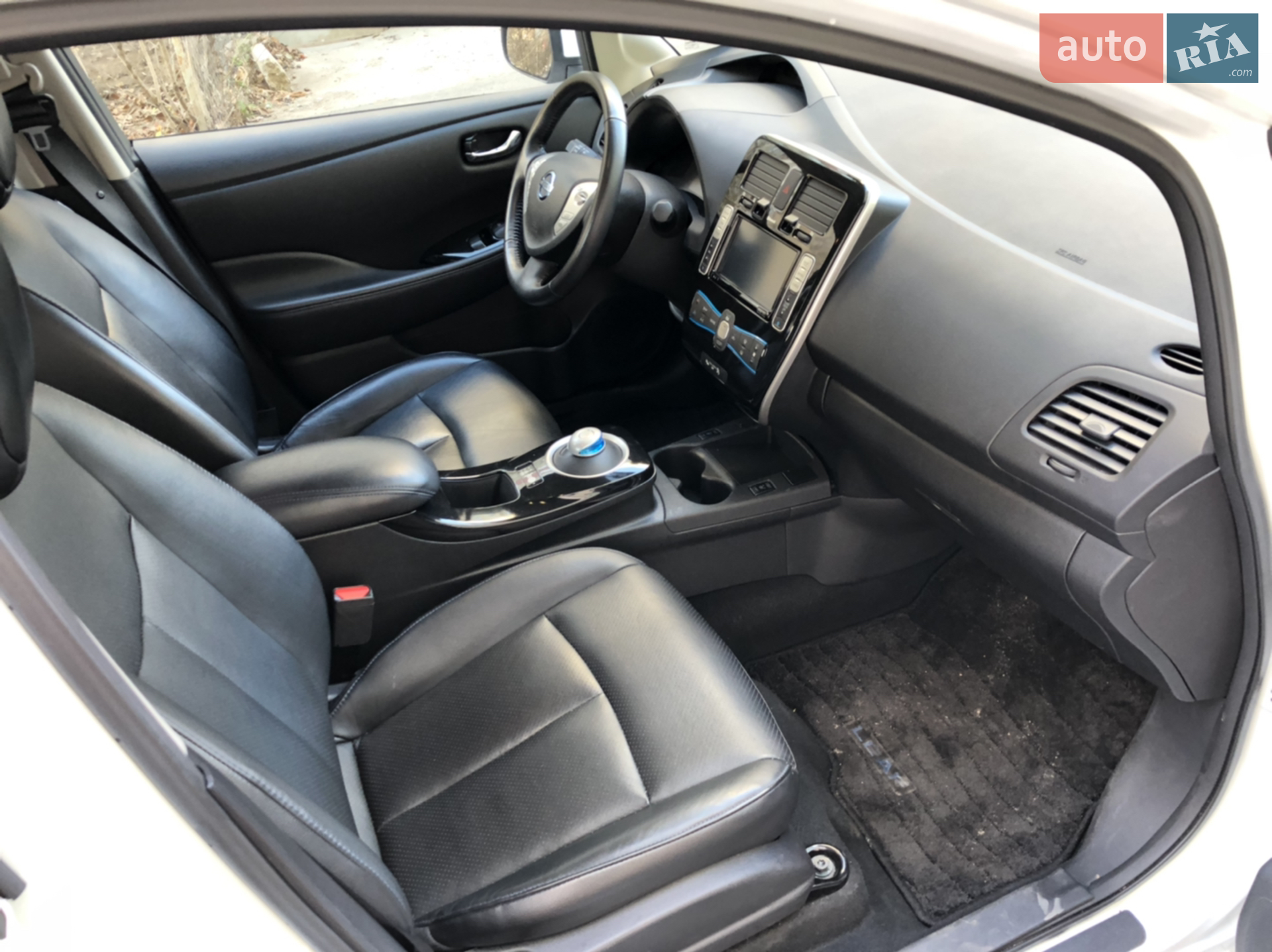 2015 Nissan Leaf - мініатюра 8