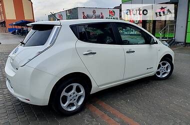 Хэтчбек Nissan Leaf 2014 в Тернополе