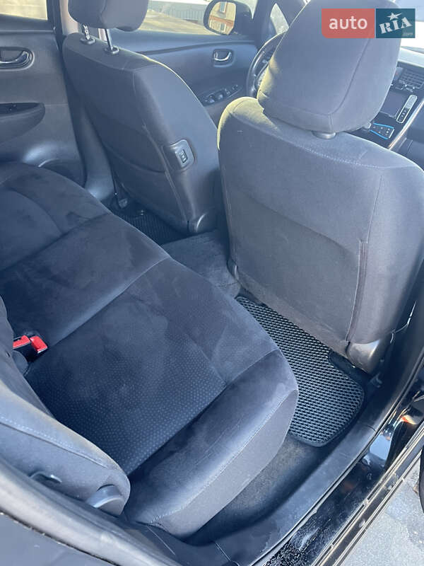 Хэтчбек Nissan Leaf 2015 в Богодухове