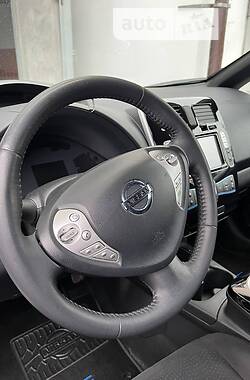 Хэтчбек Nissan Leaf 2014 в Тернополе