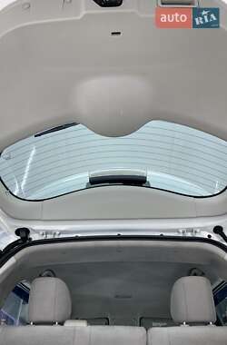 Хэтчбек Nissan Leaf 2013 в Николаеве