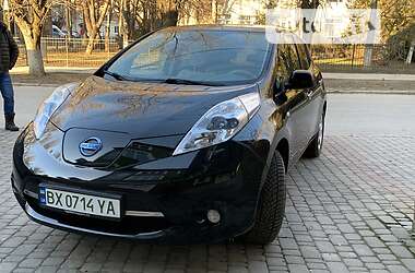 Хэтчбек Nissan Leaf 2012 в Каменец-Подольском