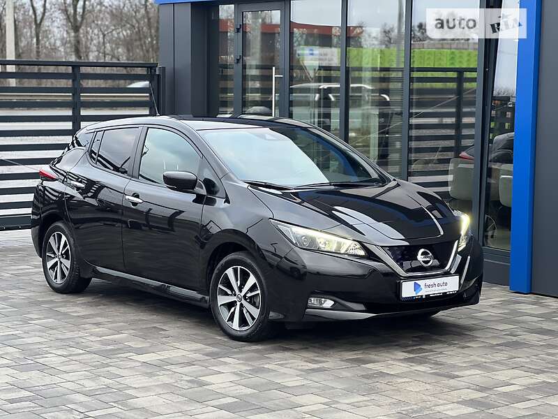 Хэтчбек Nissan Leaf 2020 в Ровно