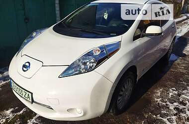 Хэтчбек Nissan Leaf 2016 в Чернигове