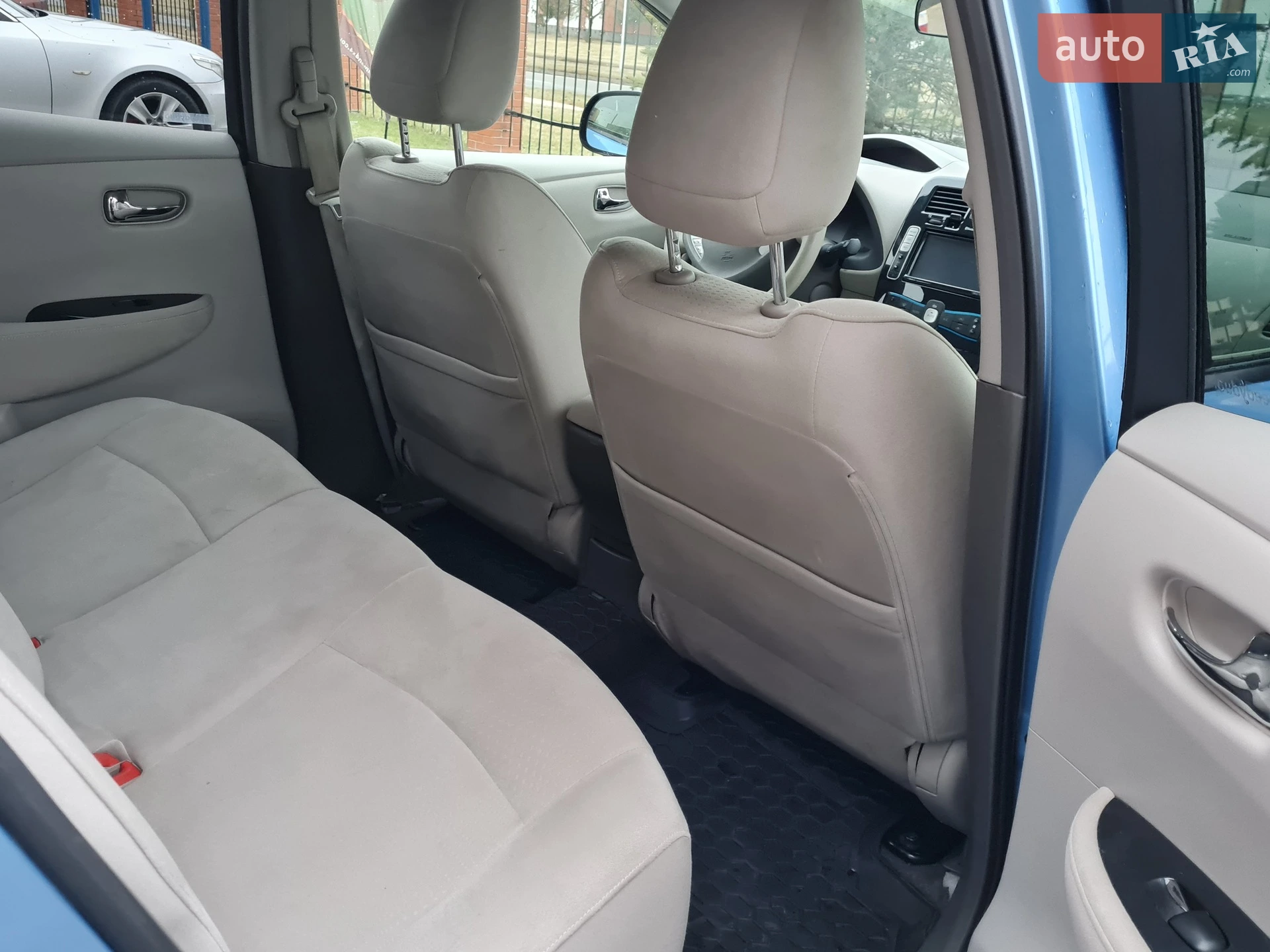 2011 Nissan Leaf - мініатюра 9