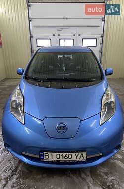 Хэтчбек Nissan Leaf 2013 в Полтаве