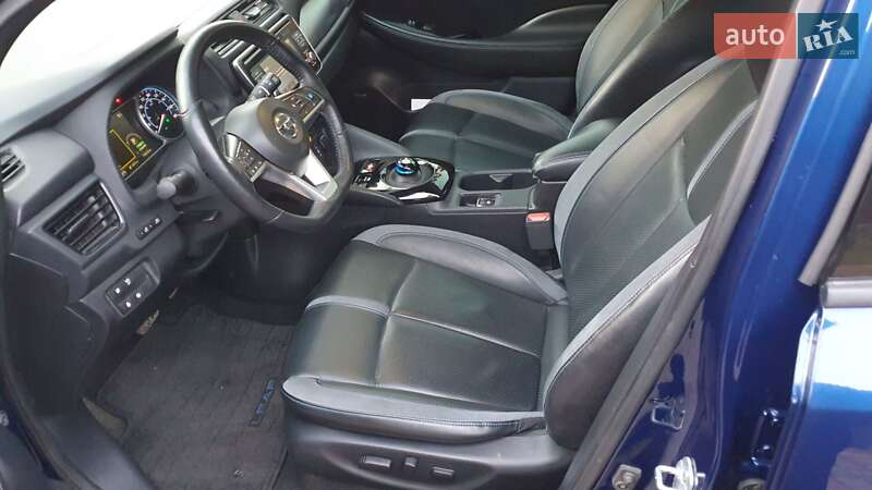 Хетчбек Nissan Leaf 2018 в Львові