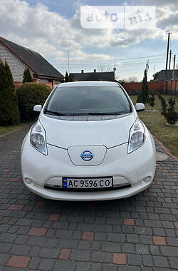 Хэтчбек Nissan Leaf 2016 в Владимир-Волынском