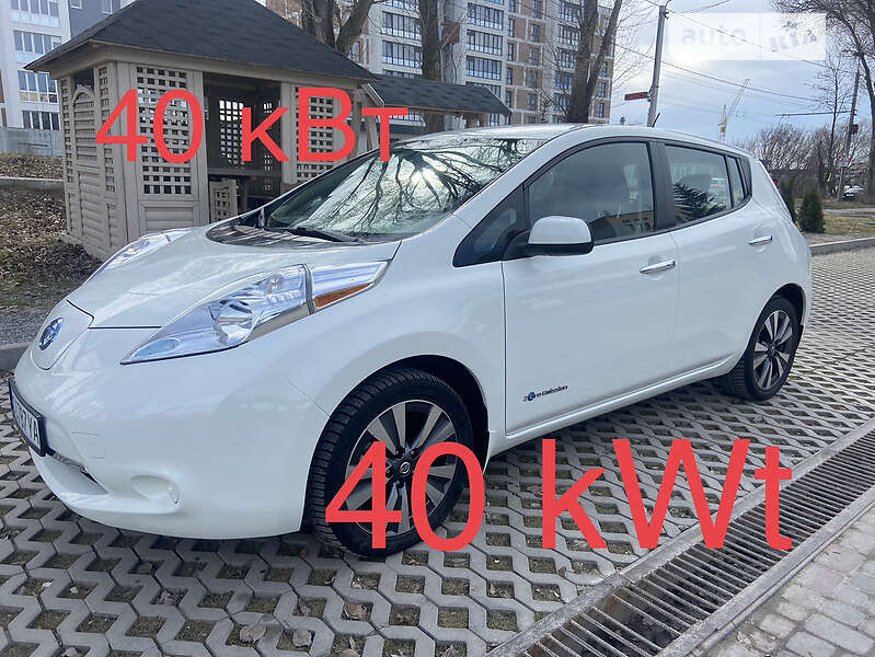 Хэтчбек Nissan Leaf 2016 в Тернополе