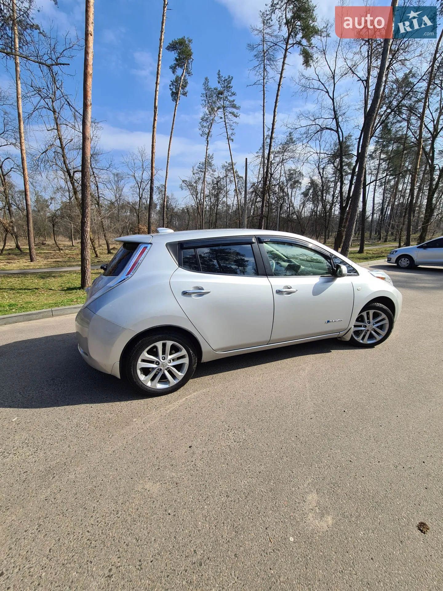2011 Nissan Leaf - мініатюра 4