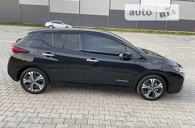 Хэтчбек Nissan Leaf 2018 в Ивано-Франковске