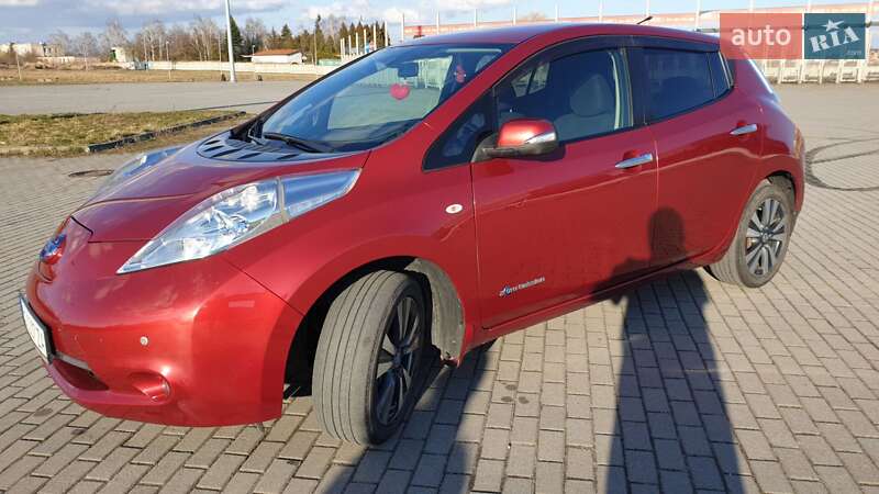 Хэтчбек Nissan Leaf 2013 в Львове фото 6 Хэтчбек Nissan Leaf 2013 в Львове