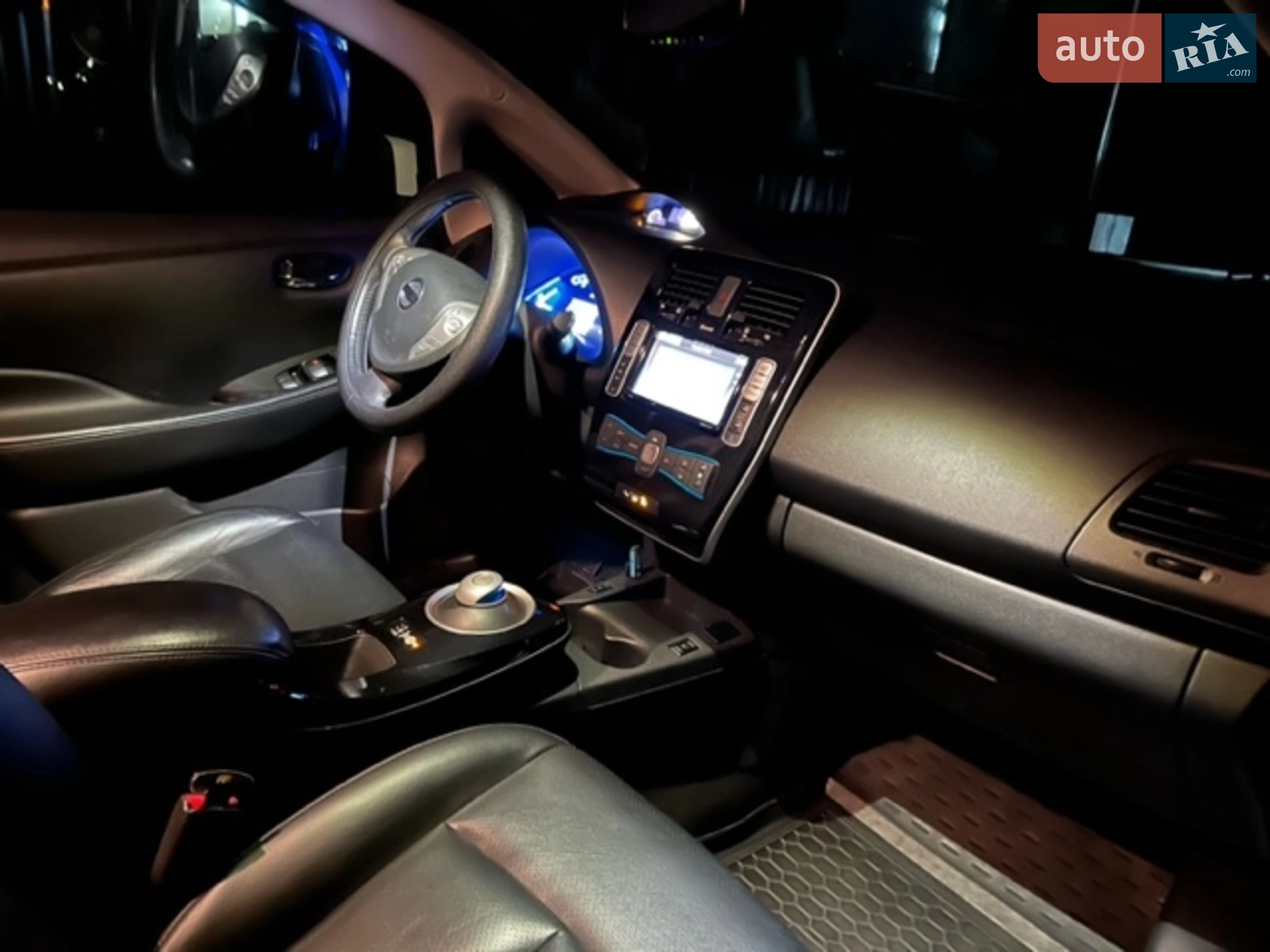 2016 Nissan Leaf - мініатюра 24