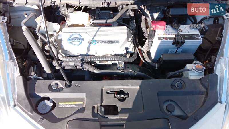 Хетчбек Nissan Leaf 2011 в Нікополі фото 9 Хетчбек Nissan Leaf 2011 в Нікополі