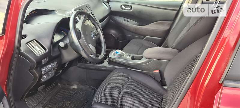 Хэтчбек Nissan Leaf 2013 в Трускавце