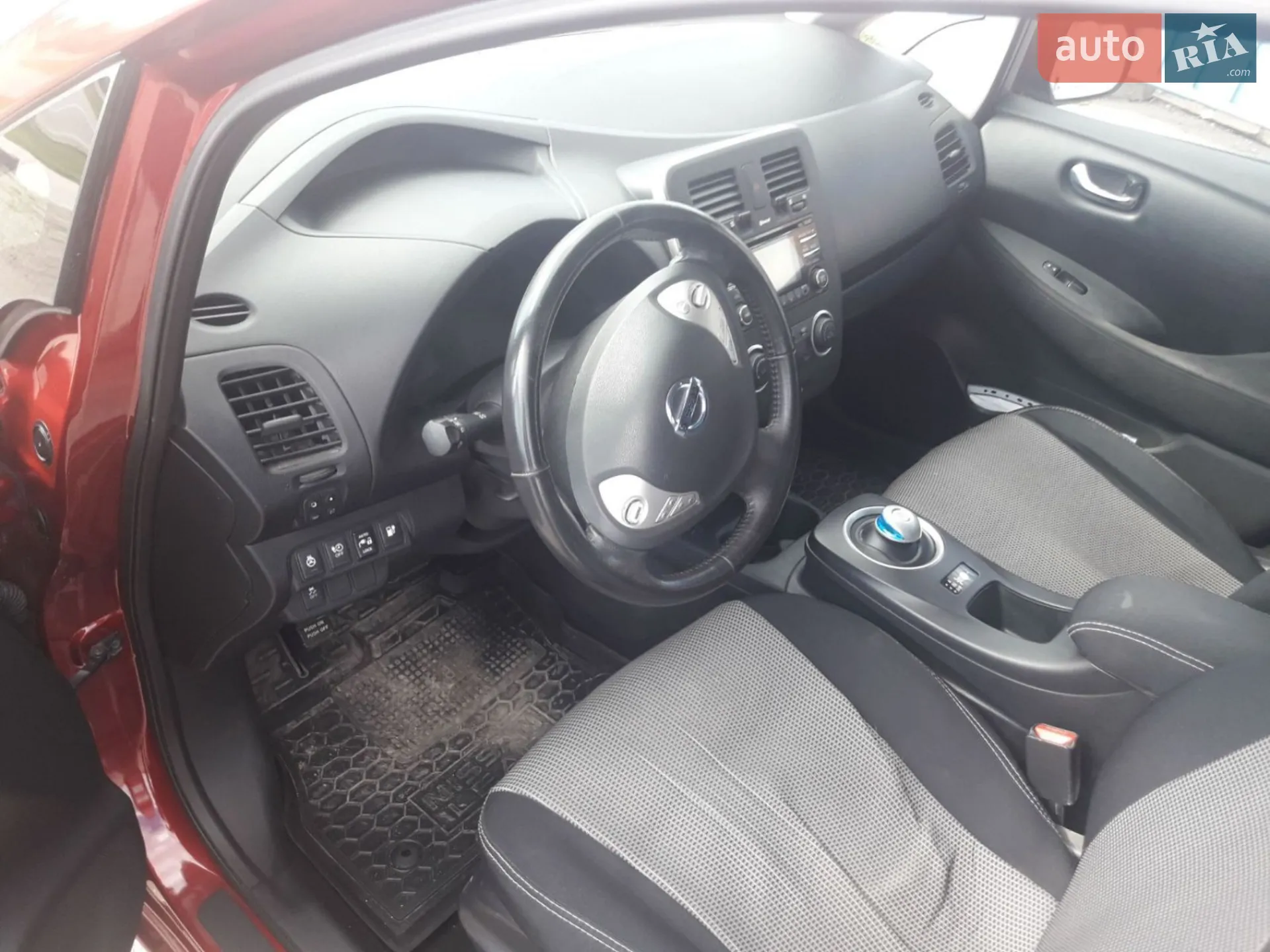 2014 Nissan Leaf - мініатюра 15