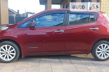 Хэтчбек Nissan Leaf 2013 в Луцке