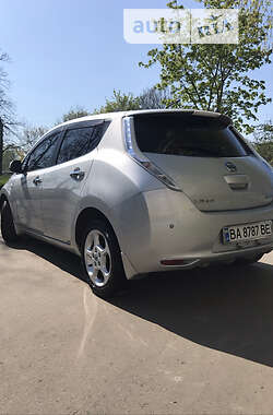 Хетчбек Nissan Leaf 2012 в Кропивницькому