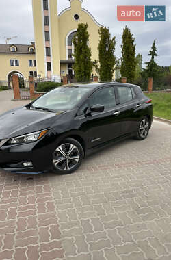 Хетчбек Nissan Leaf 2019 в 