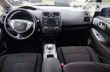 Хэтчбек Nissan Leaf 2014 в 