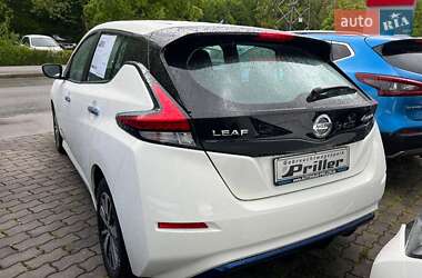 Хэтчбек Nissan Leaf 2019 в Киеве