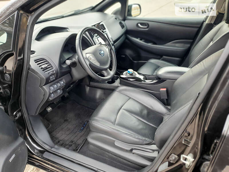 Хэтчбек Nissan Leaf 2016 в Виннице