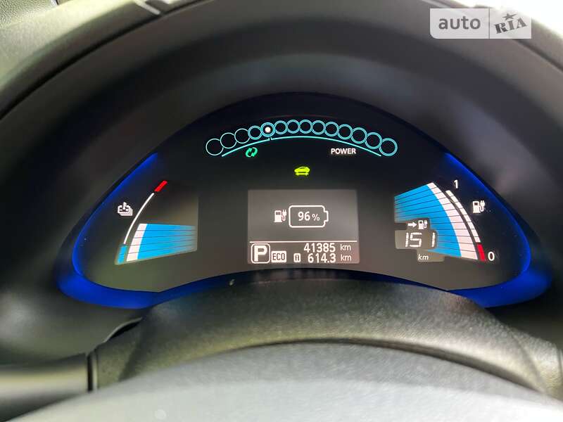 Хэтчбек Nissan Leaf 2017 в Черновцах