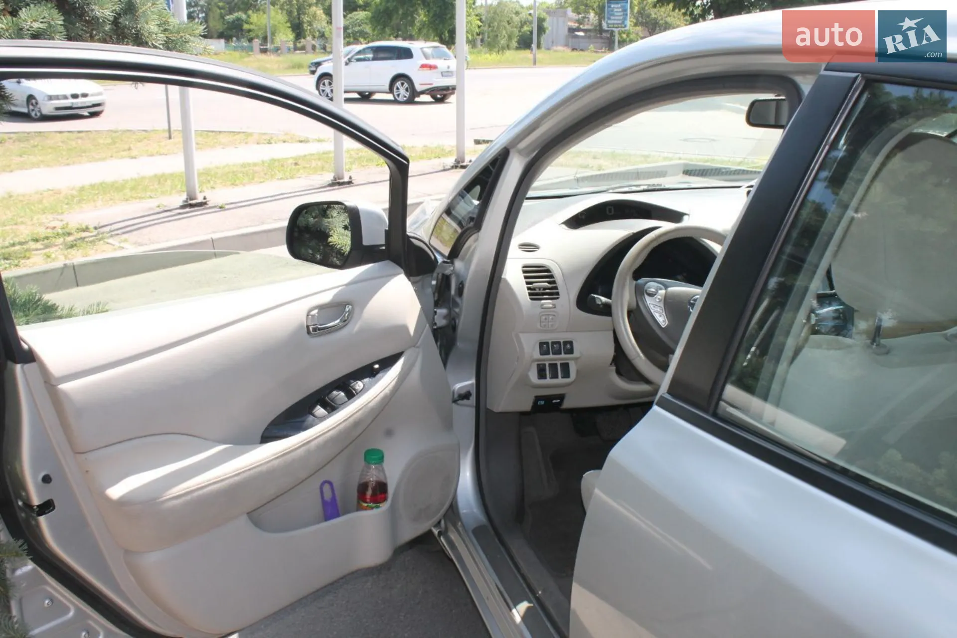 2011 Nissan Leaf - мініатюра 12