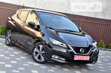 Хетчбек Nissan Leaf 2018 в 