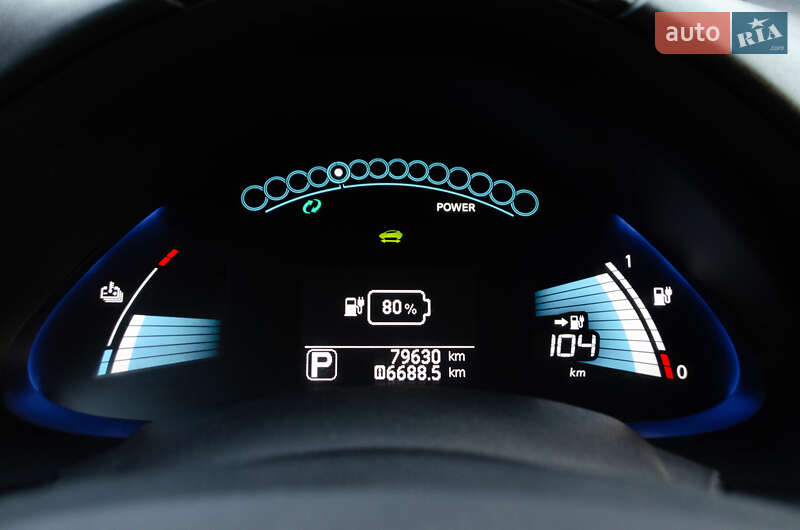 Хетчбек Nissan Leaf 2015 в Хмельницькому