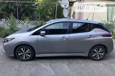 Хэтчбек Nissan Leaf 2018 в Дружковке