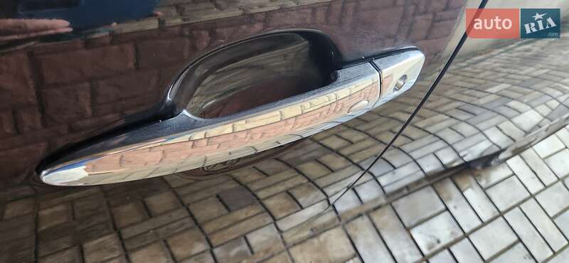 Хэтчбек Nissan Leaf 2014 в Львове