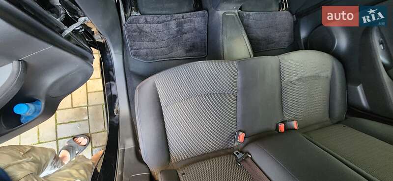 Хэтчбек Nissan Leaf 2014 в Львове