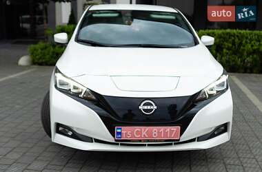 Хэтчбек Nissan Leaf 2020 в 