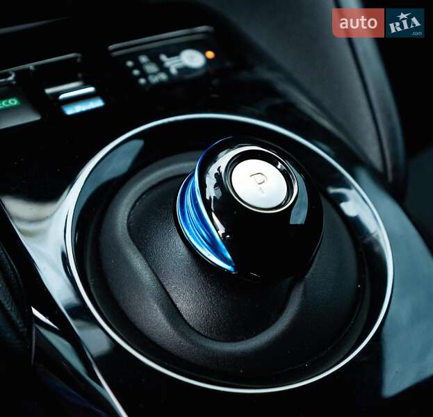 Хэтчбек Nissan Leaf 2020 в Стрые