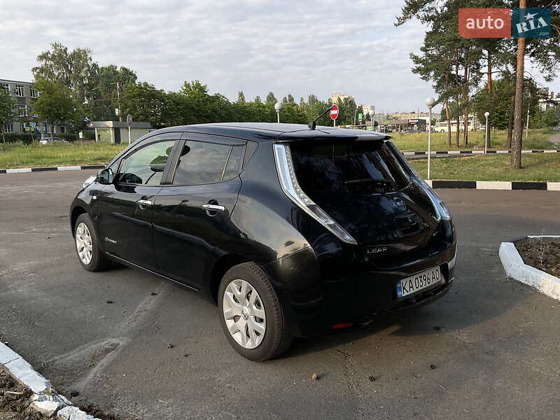 Хэтчбек Nissan Leaf 2015 в Житомире фото 5 Хэтчбек Nissan Leaf 2015 в Житомире