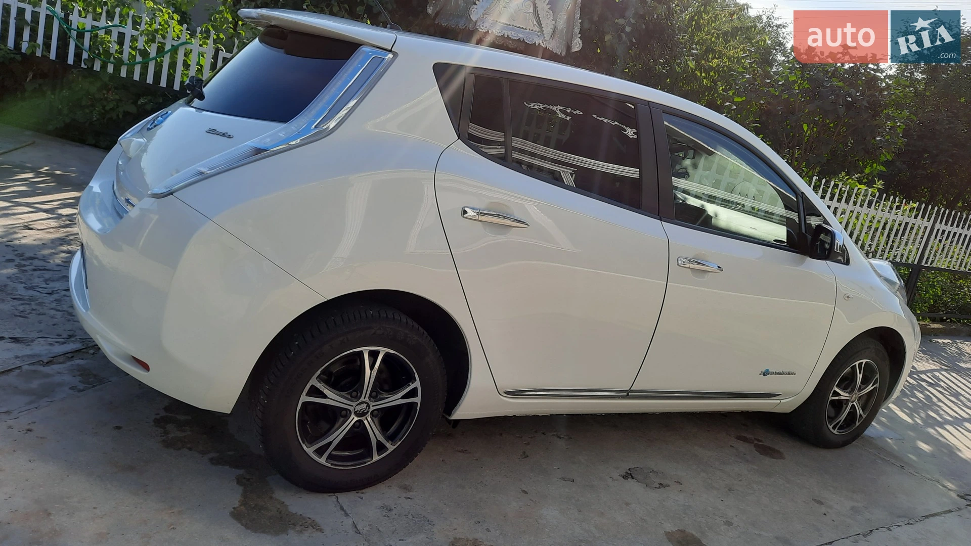 2014 Nissan Leaf - мініатюра 15
