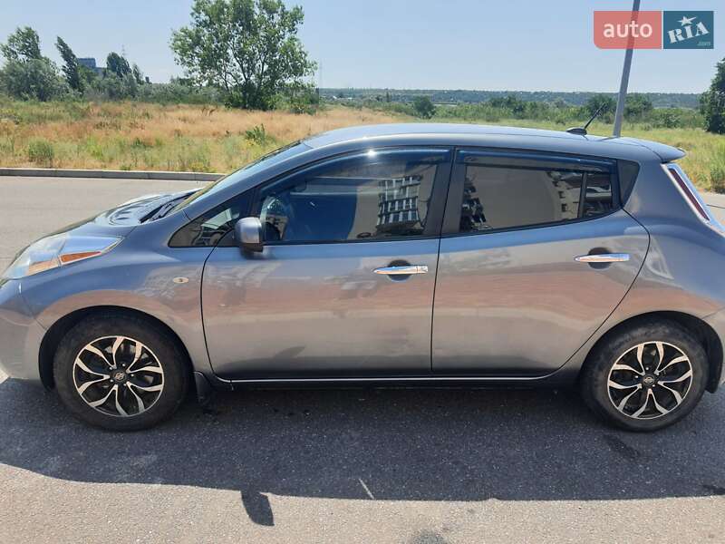 Хетчбек Nissan Leaf 2014 в Миколаєві фото 4 Хетчбек Nissan Leaf 2014 в Миколаєві