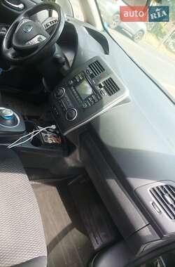 Хэтчбек Nissan Leaf 2015 в Днепре