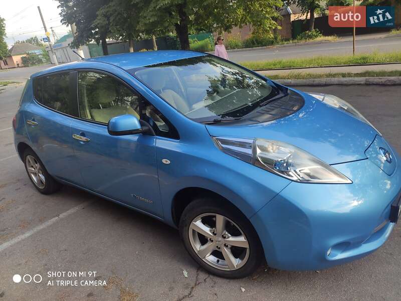 Хетчбек Nissan Leaf 2012 в Кропивницькому фото 3 Хетчбек Nissan Leaf 2012 в Кропивницькому