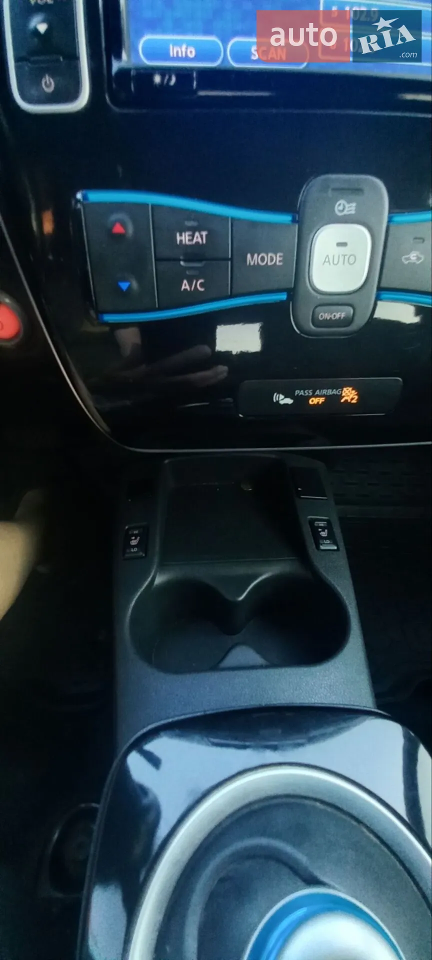 2013 Nissan Leaf - мініатюра 19