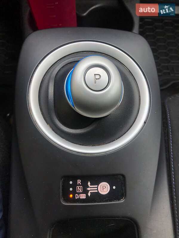 Хэтчбек Nissan Leaf 2014 в Львове фото 19 Хэтчбек Nissan Leaf 2014 в Львове